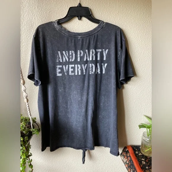 Black Graphic Women's Top - Picture 2 of 9